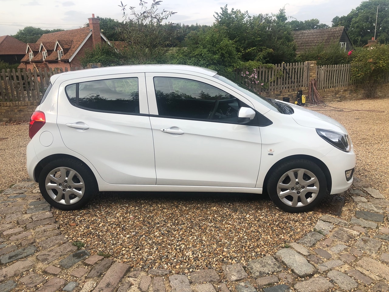 2016 VAUXHALL Viva 1.0i 75PS (a/c) SE - Picture 3 of 14