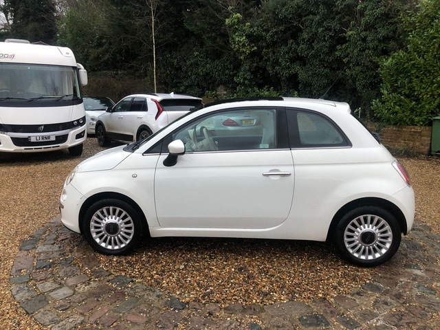 2009 FIAT 500 1.2i Lounge - Picture 3 of 12