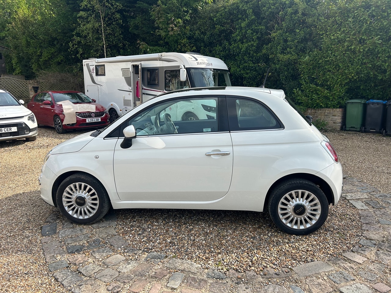2013 FIAT 500 1.2i Lounge S/S - Picture 5 of 13