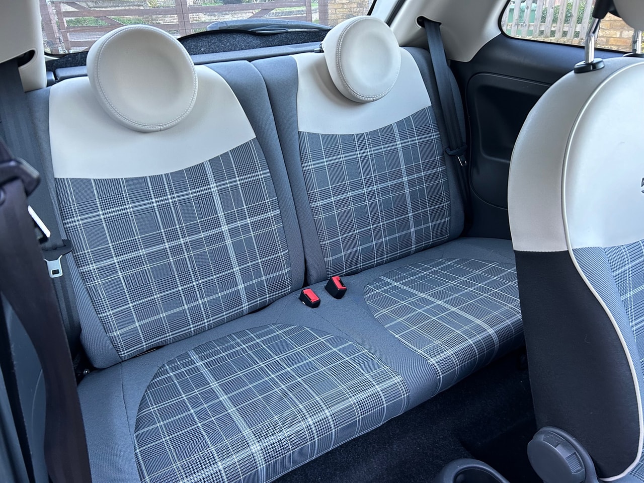 2015 FIAT 500 1.2i Lounge S/S - Picture 12 of 13