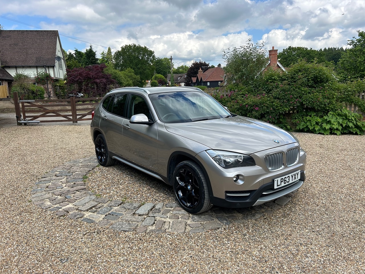 2013 BMW X1 xDrive18d xLine - Picture 1 of 17