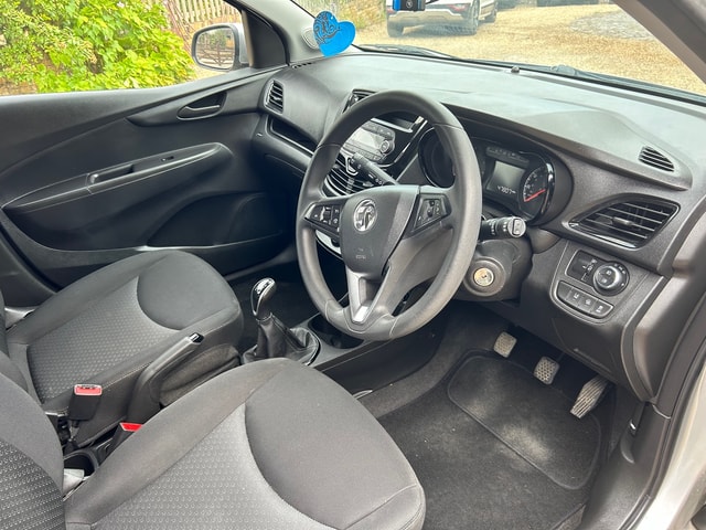 2016 VAUXHALL Viva 1.0i 75PS (a/c) SE - Picture 8 of 12