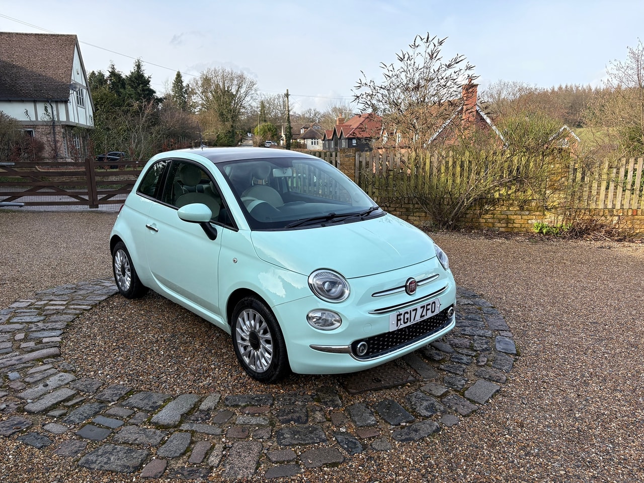 2017 FIAT 500 1.2i Lounge S/S - Picture 1 of 15