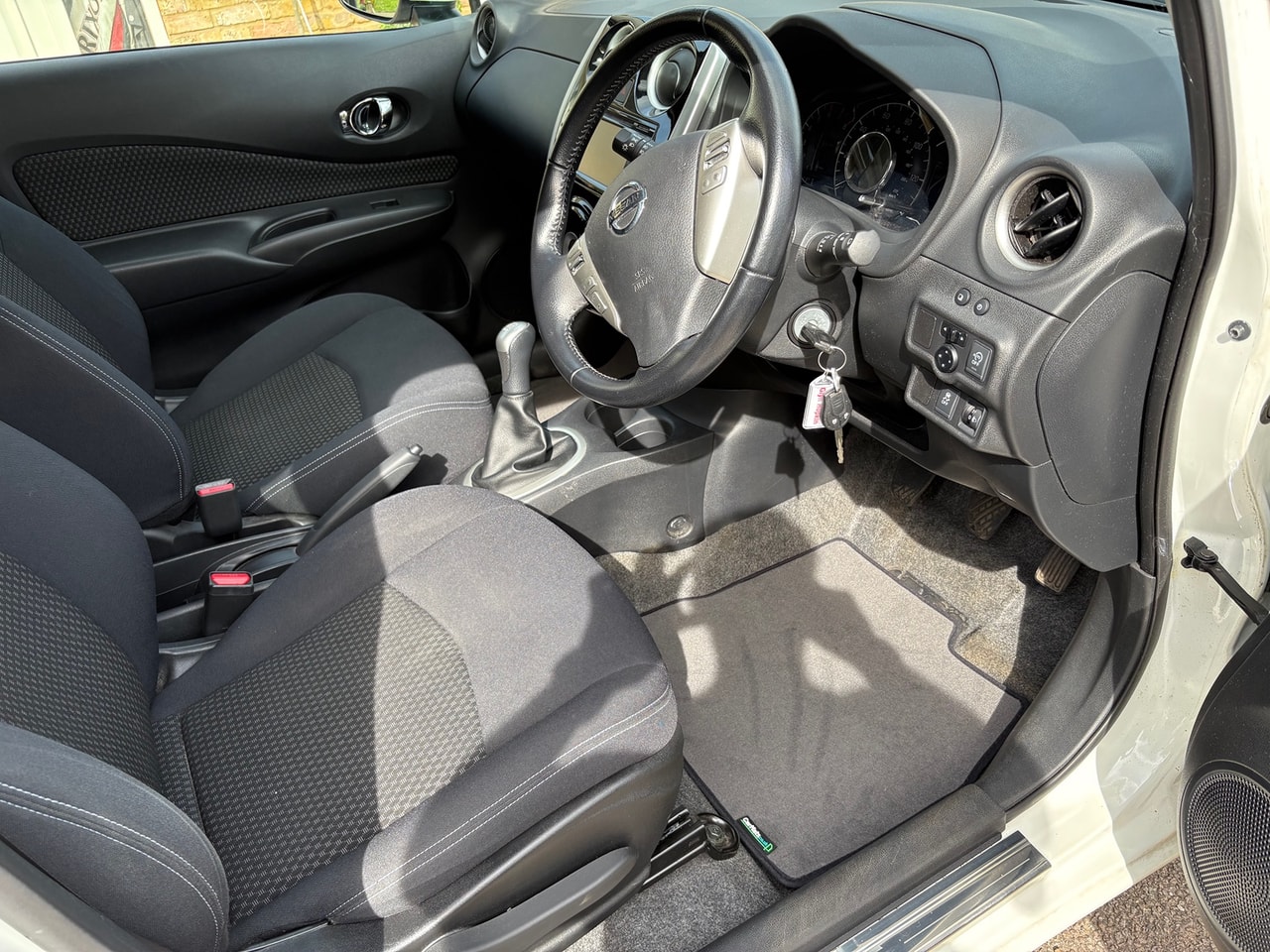 2016 NISSAN Note 1.2 Acenta Premium - Picture 8 of 18