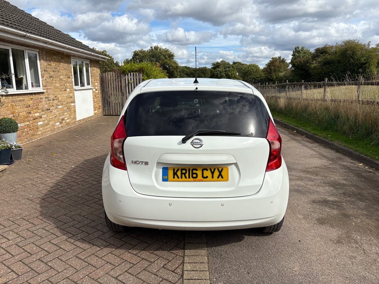 2016 NISSAN Note 1.2 Acenta Premium - Picture 4 of 18