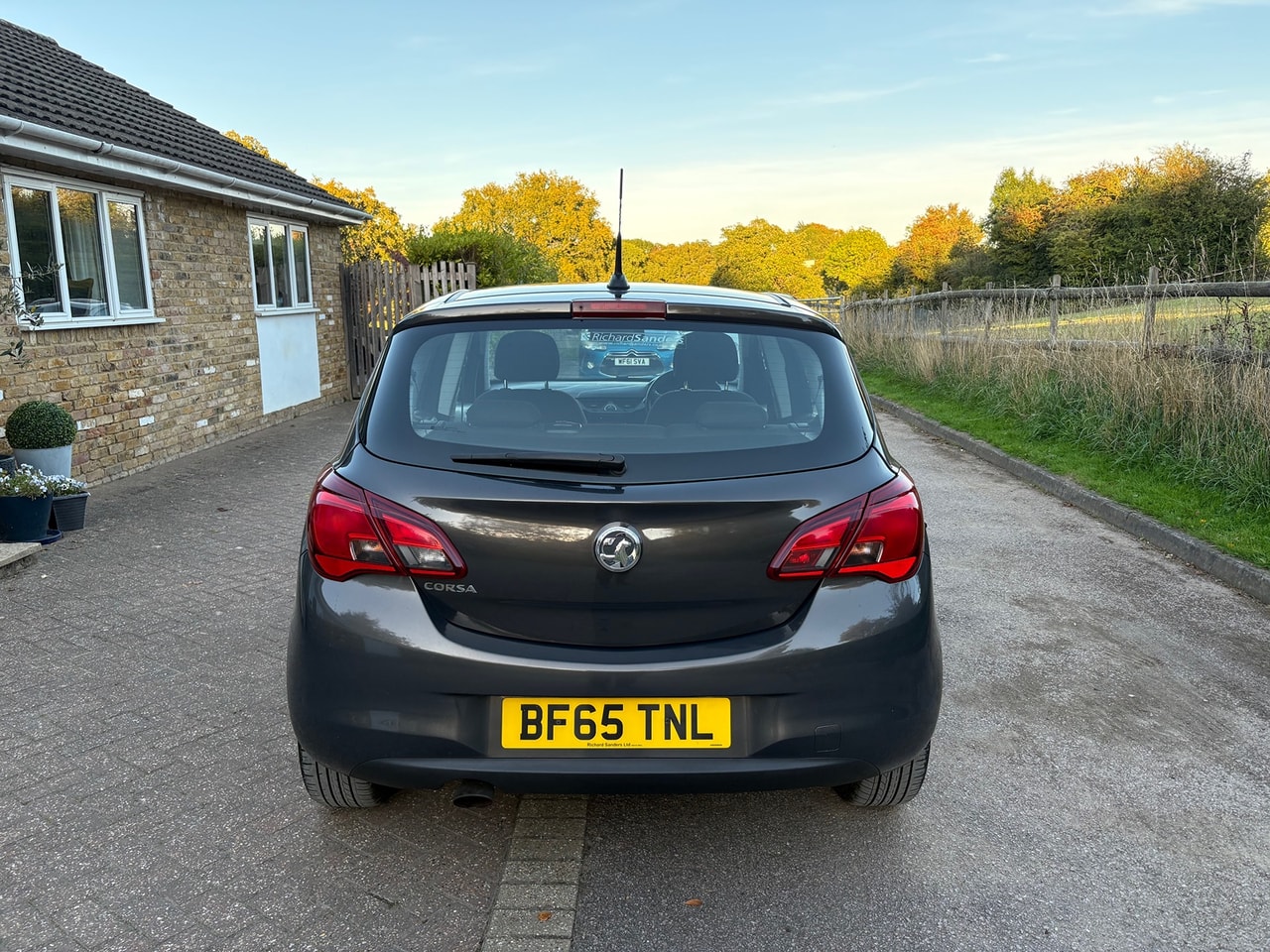 2015 VAUXHALL Corsa SRi 1.4i 90PS ecoFLEX - Picture 4 of 14