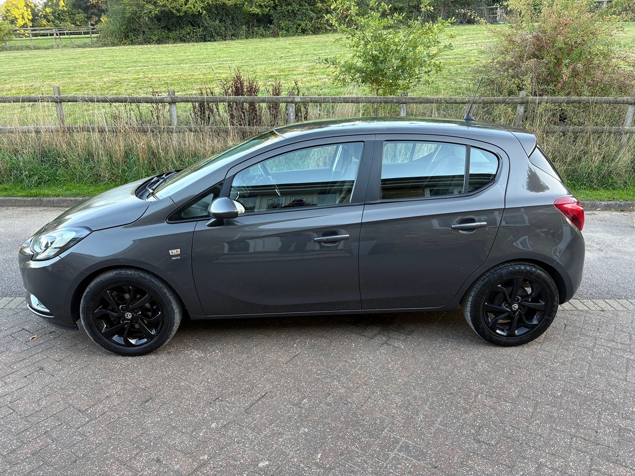 2015 VAUXHALL Corsa SRi 1.4i 90PS ecoFLEX - Picture 5 of 14