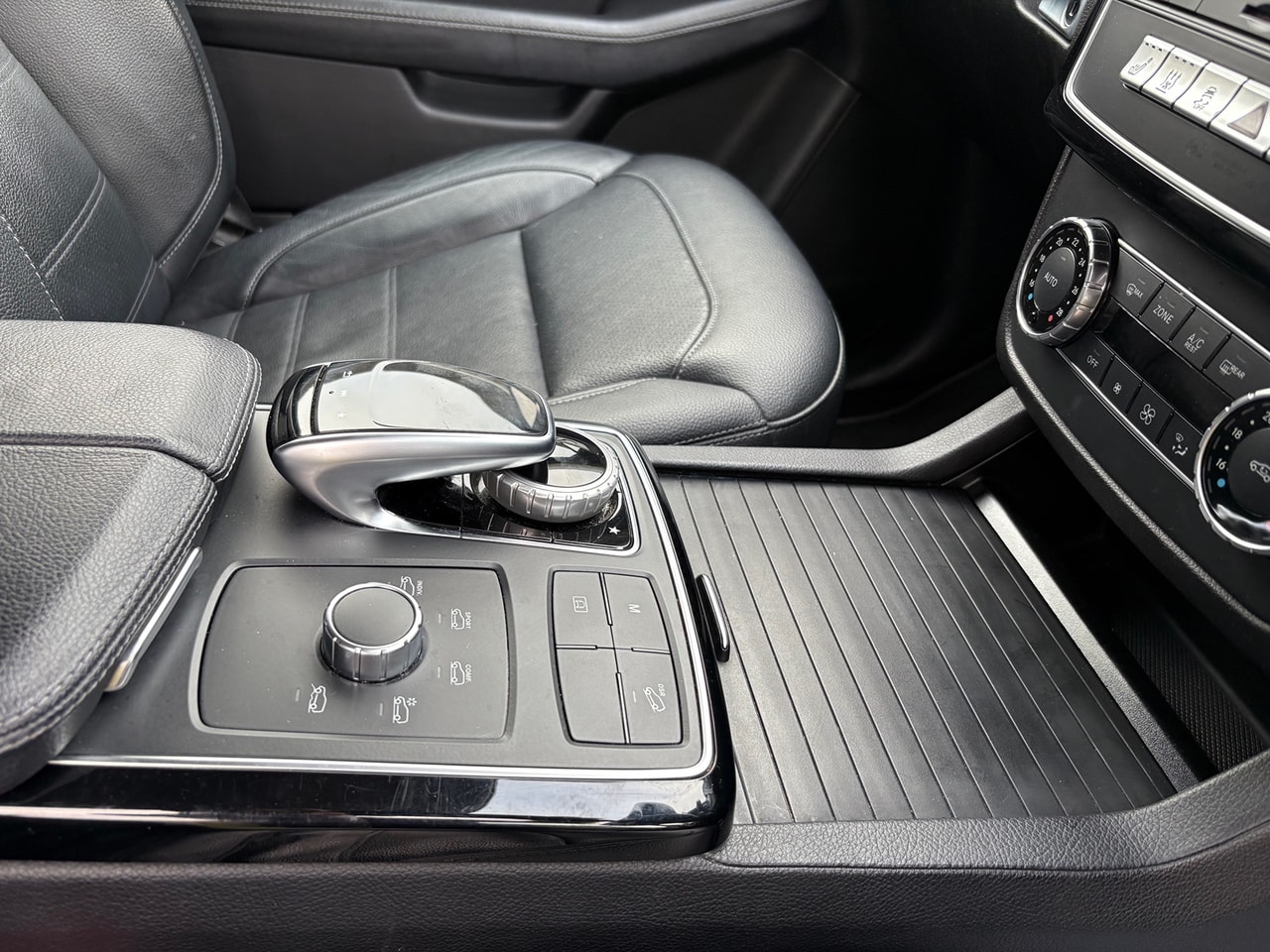 2017 Mercedes-benz GLE-Class GLE 500 e 4MATIC AMG Line - Picture 14 of 17