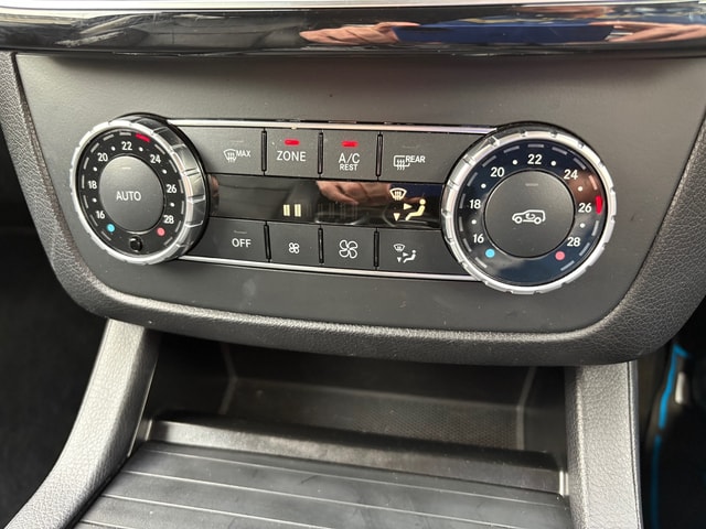 2017 Mercedes-benz GLE-Class GLE 500 e 4MATIC AMG Line - Picture 12 of 17