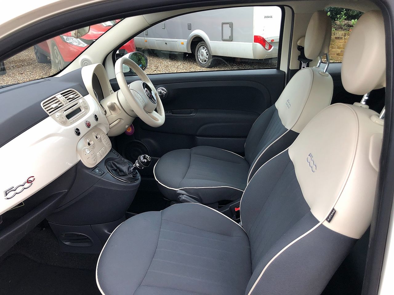 2013 FIAT 500 1.2i Lounge S/S C - Picture 11 of 13