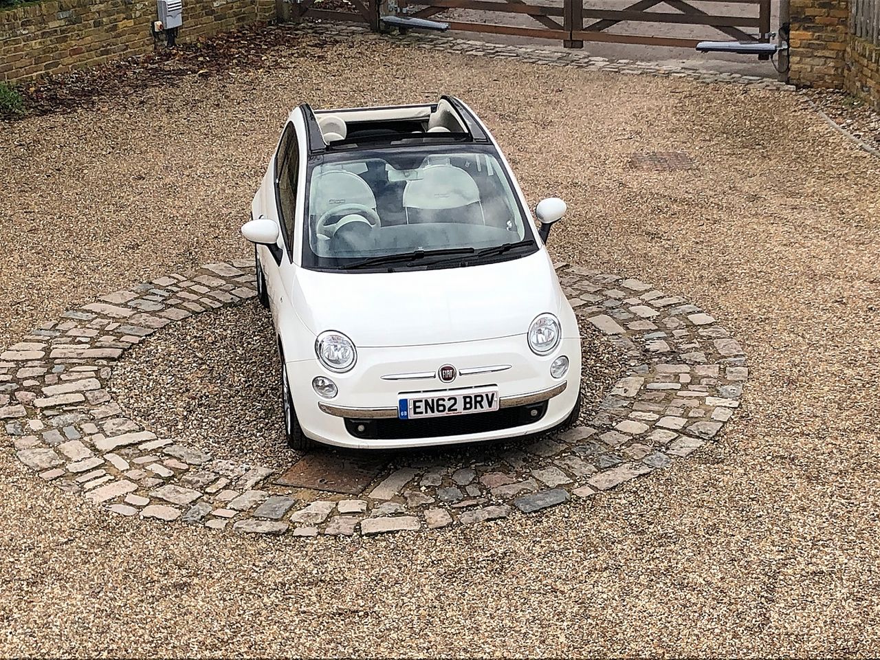2013 FIAT 500 1.2i Lounge S/S C - Picture 1 of 13