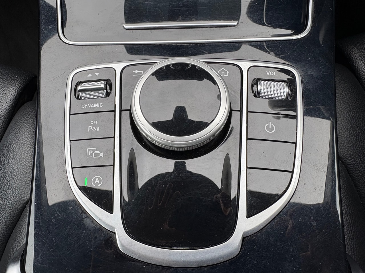 2019 Mercedes-benz GLC-Class GLC 250 4MATIC Sport - Picture 11 of 17