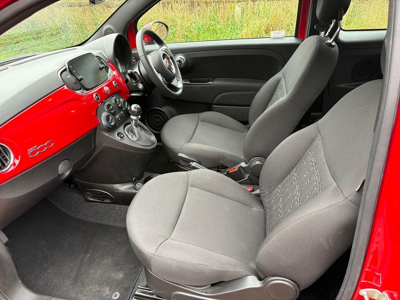 2024 FIAT 500 1.0 70hp Mild Hybrid (RED) - Picture 12 of 16