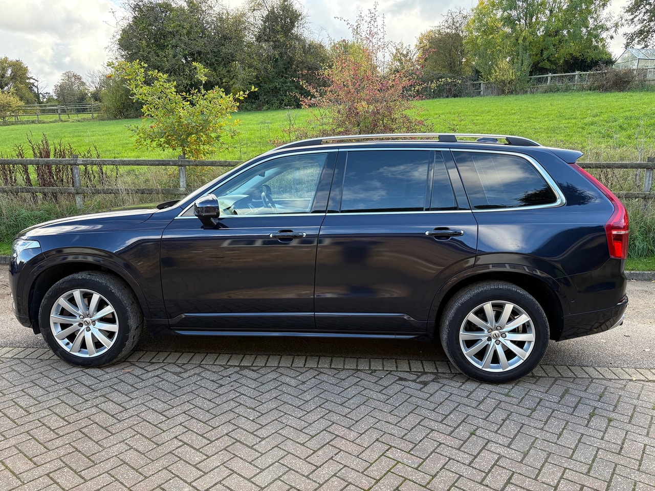 2015 VOLVO XC90 2.0 D5 AWD Momentum 4wd Auto - Picture 5 of 20