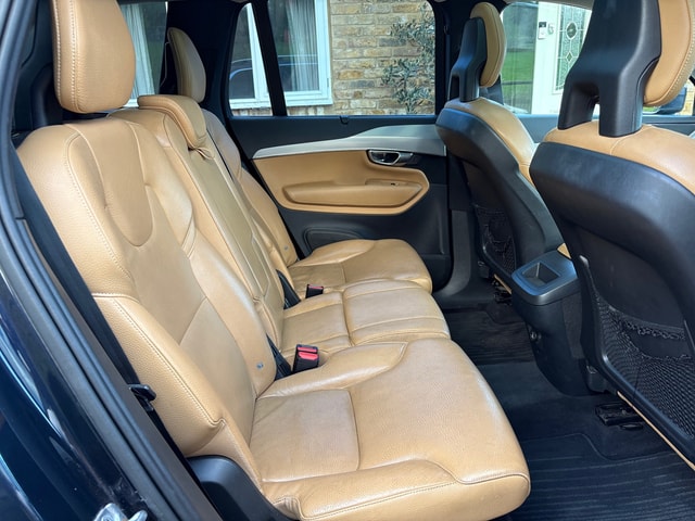 2015 VOLVO XC90 2.0 D5 AWD Momentum 4wd Auto - Picture 9 of 20