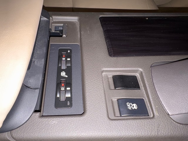 2010 LEXUS RX 450h SE-I - Picture 11 of 24