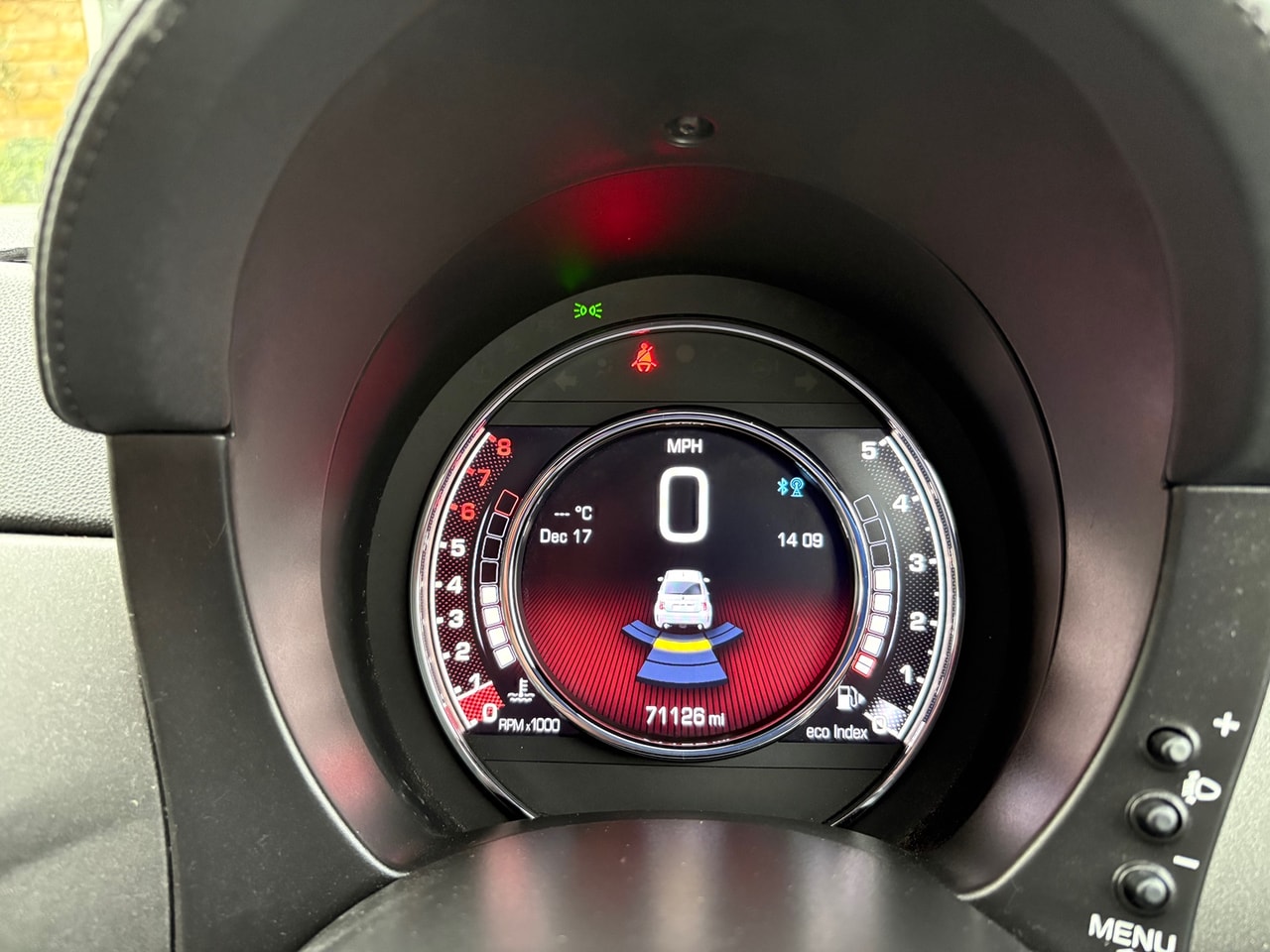 2016 ABARTH 595 1.4 16v T-Jet 180HP Competizione - Picture 12 of 15