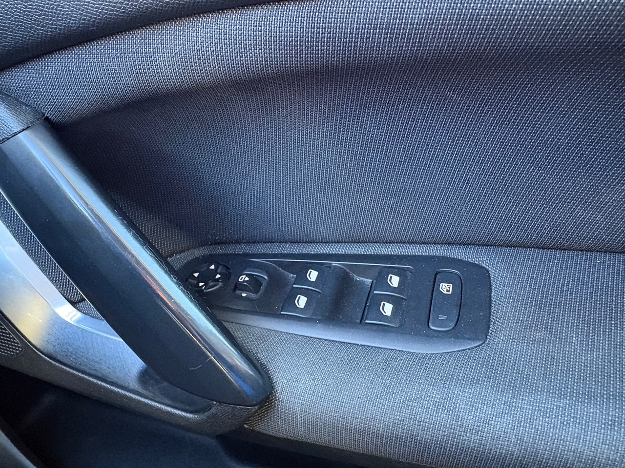 2019 PEUGEOT 308 Allure 1.2L PureTech 130 S&S - Picture 19 of 19