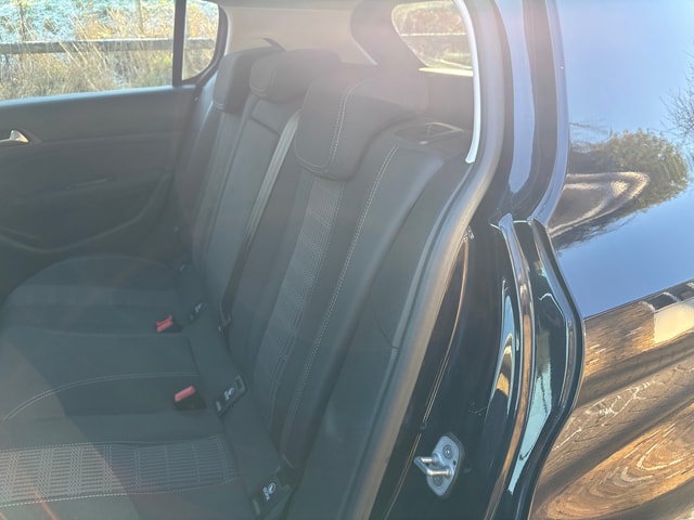 2019 PEUGEOT 308 Allure 1.2L PureTech 130 S&S - Picture 13 of 19