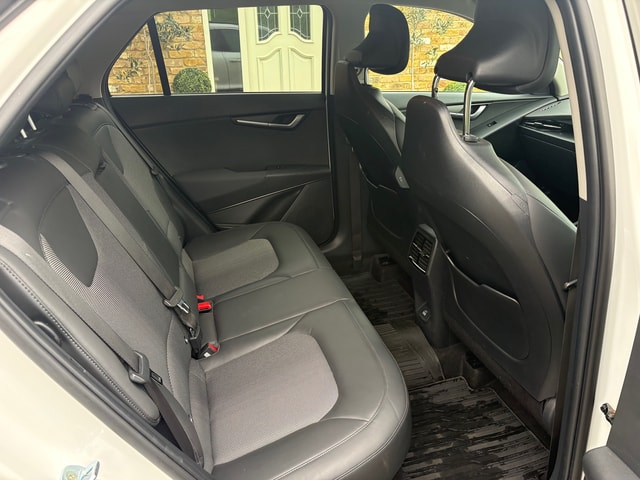 2022 KIA Niro '3' 1.6GDi Hybrid 1.32kWh 6-speed DCT - Picture 9 of 17