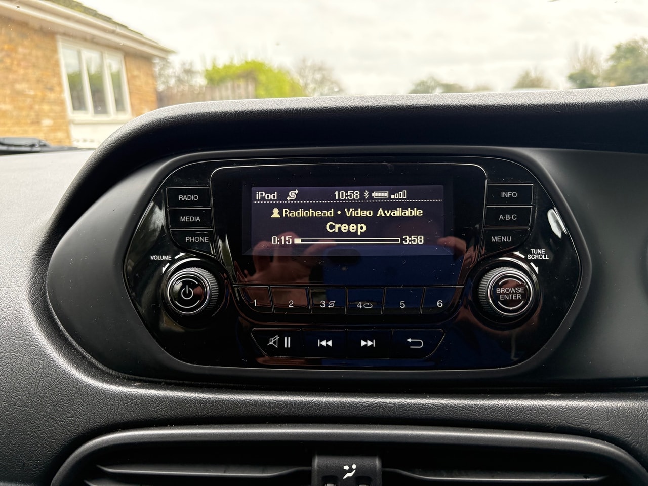 2017 FIAT Tipo Easy 1.4 95HP MT - Picture 10 of 16