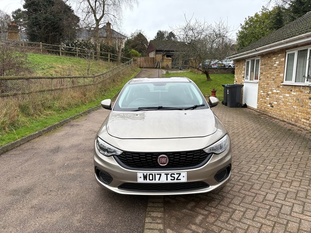 2017 FIAT Tipo Easy 1.4 95HP MT - Picture 2 of 16