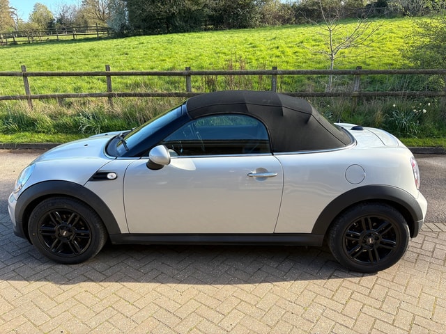 2012 MINI MINI Cooper Roadster - Picture 7 of 19