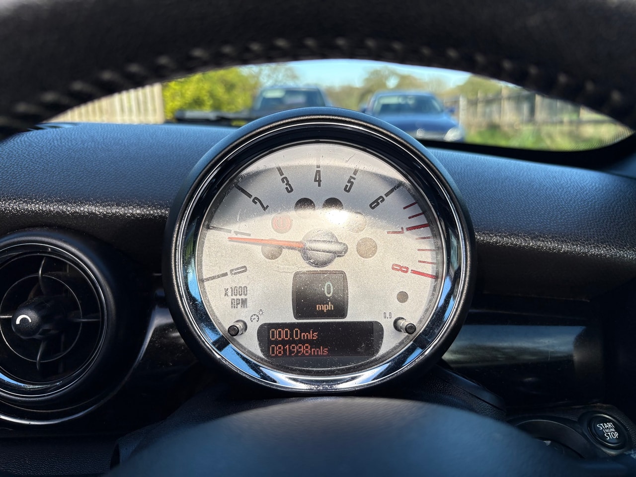 2012 MINI MINI Cooper Roadster - Picture 16 of 19