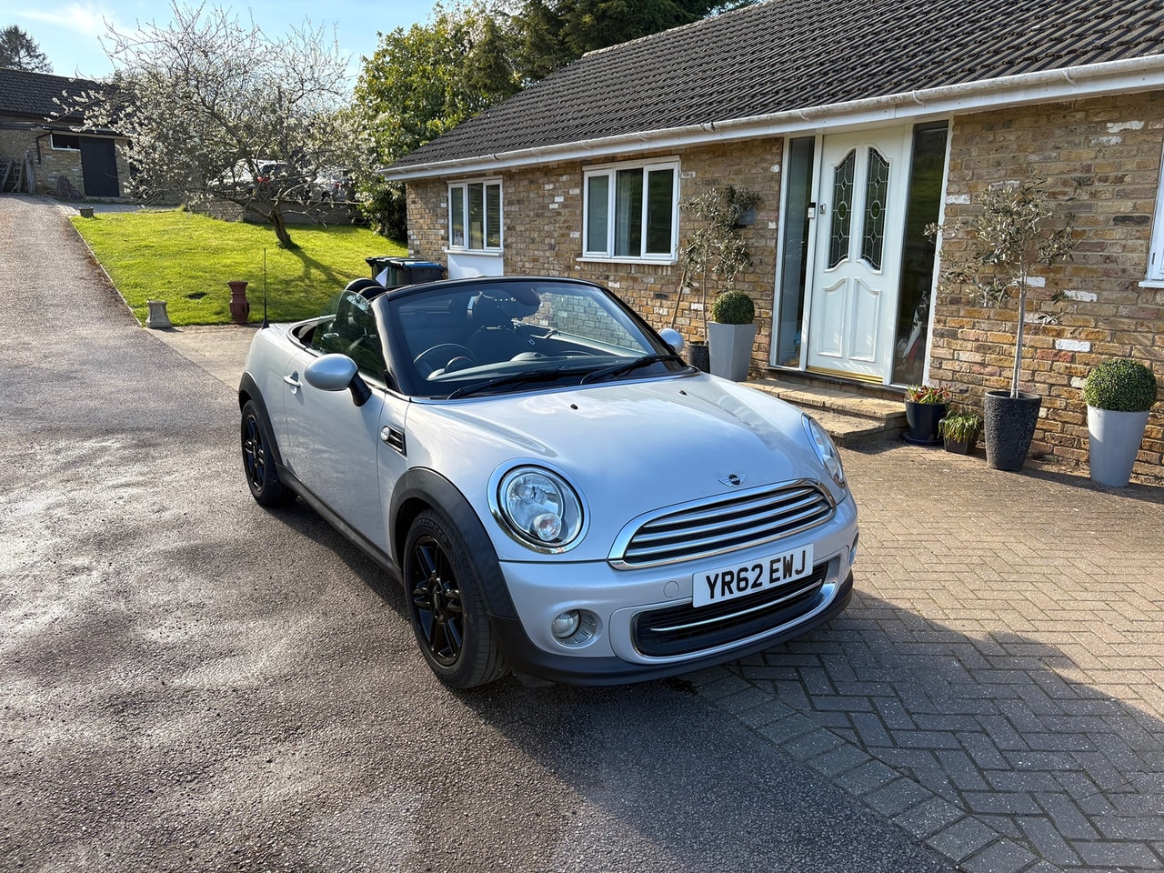 2012 MINI MINI Cooper Roadster - Picture 1 of 19