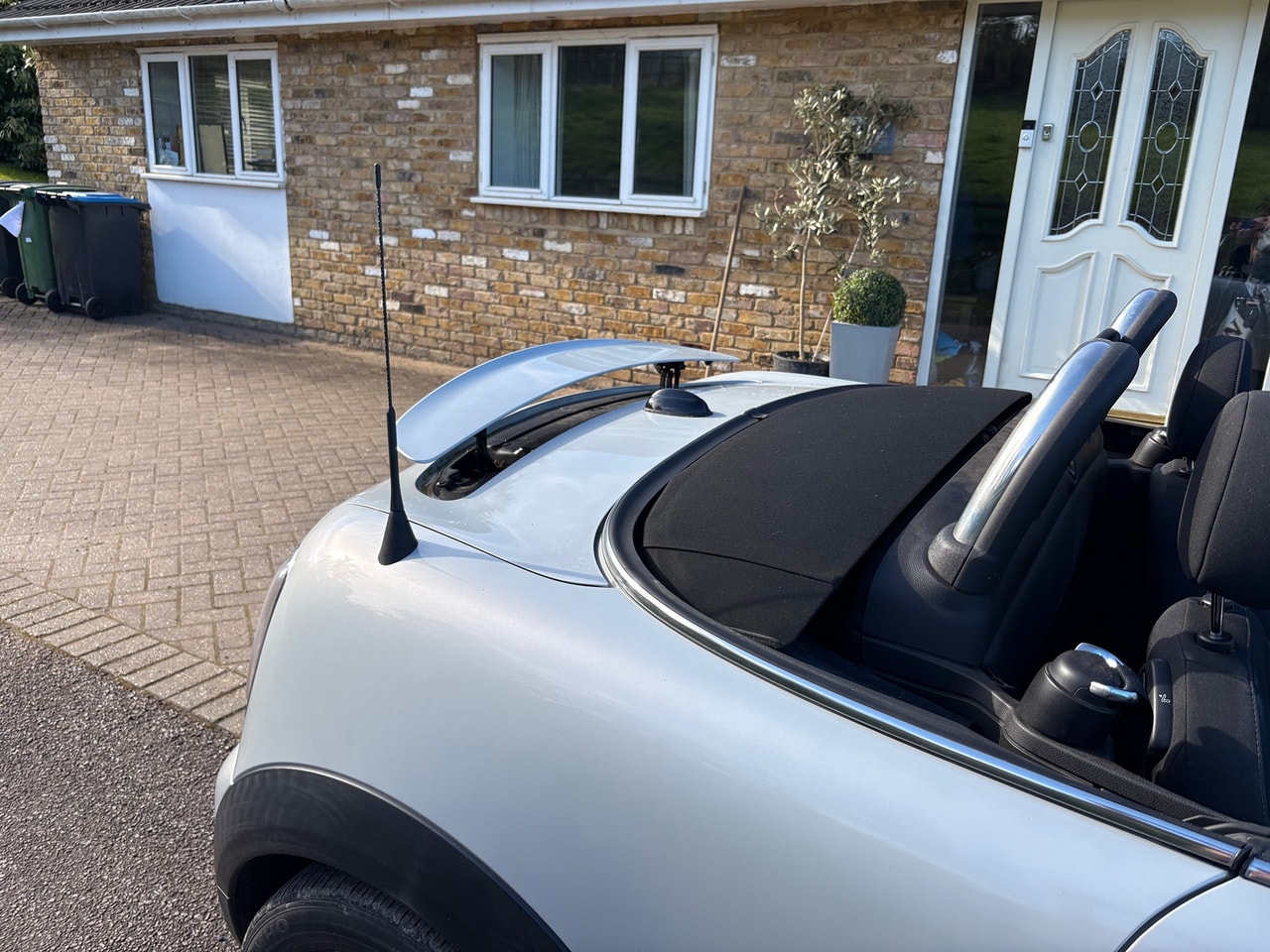 2012 MINI MINI Cooper Roadster - Picture 10 of 19