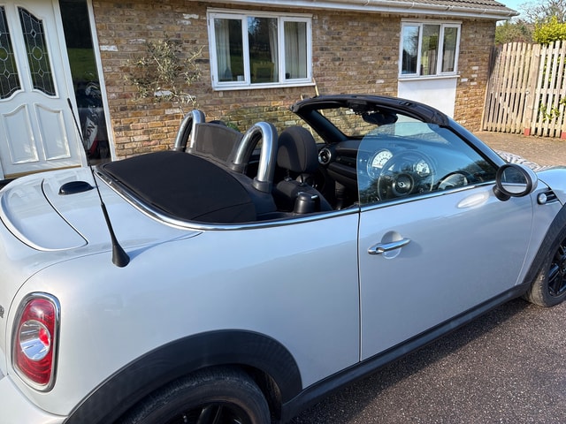 2012 MINI MINI Cooper Roadster - Picture 5 of 19