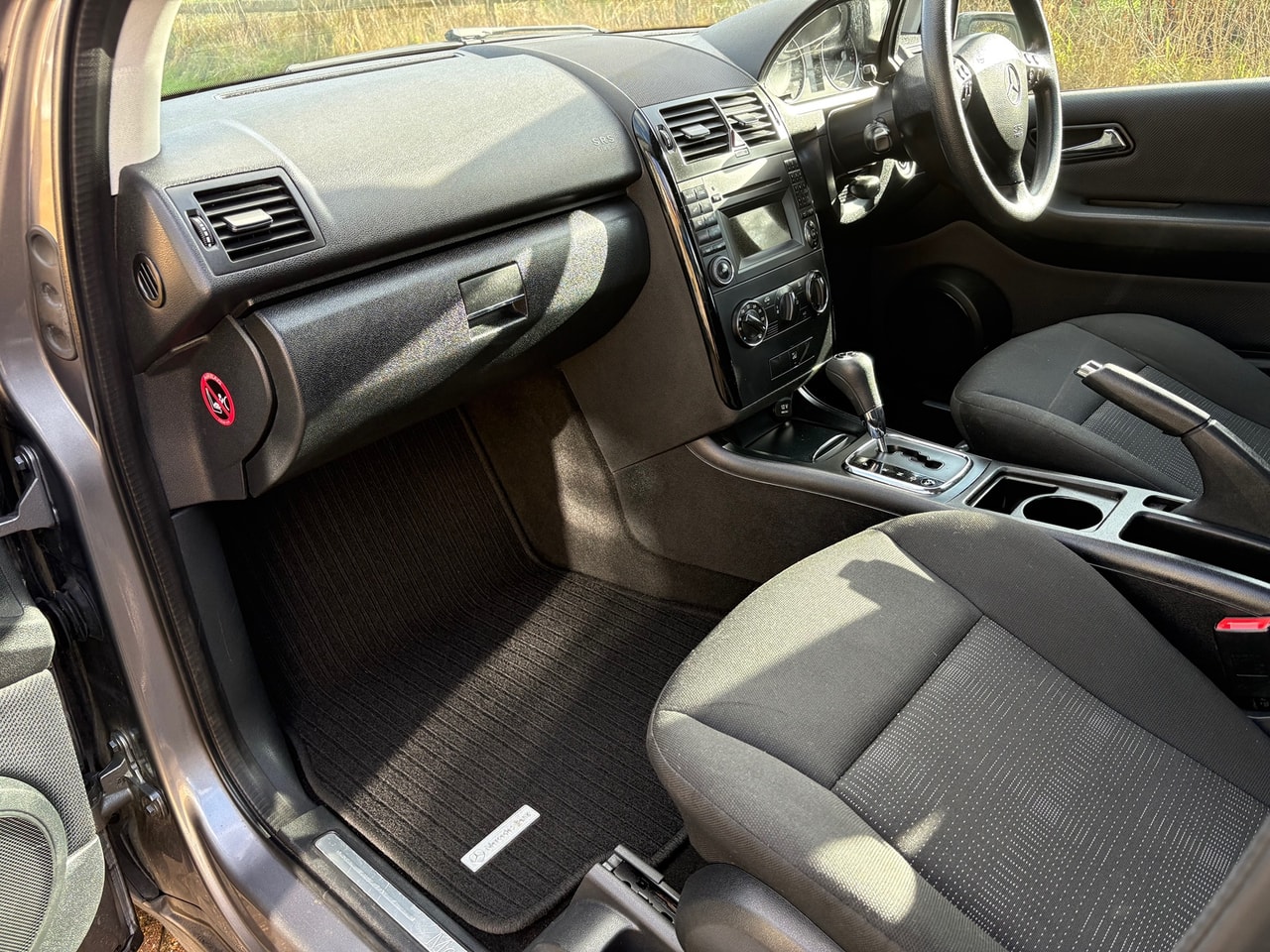 2010 Mercedes-benz A-Class A 160 Classic SE Autotronic - Picture 9 of 21