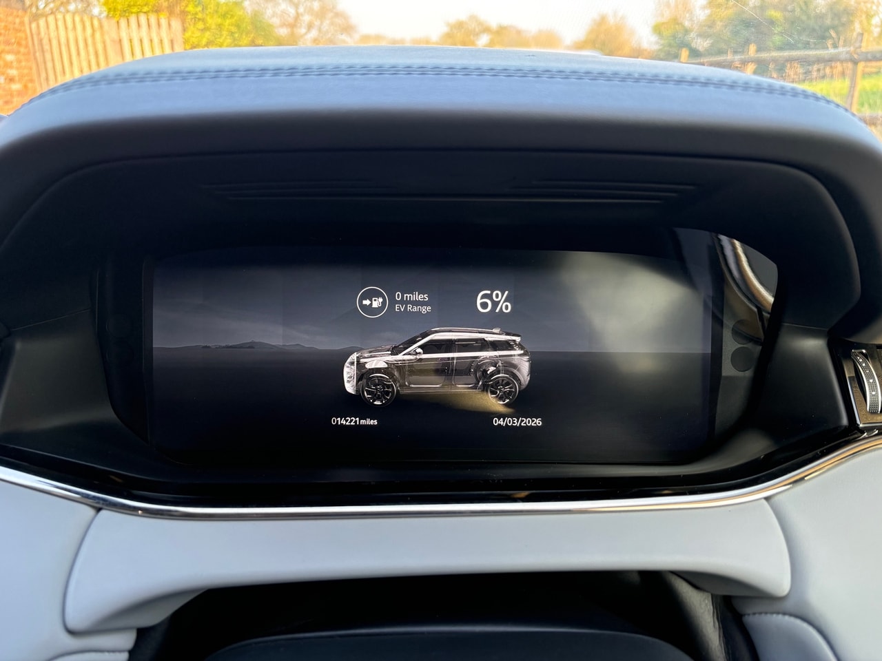 2022 LAND ROVER Range Rover Evoque P300e Autobiography AWD Auto - Picture 13 of 21