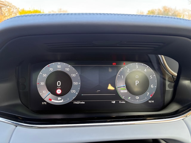 2022 LAND ROVER Range Rover Evoque P300e Autobiography AWD Auto - Picture 18 of 21