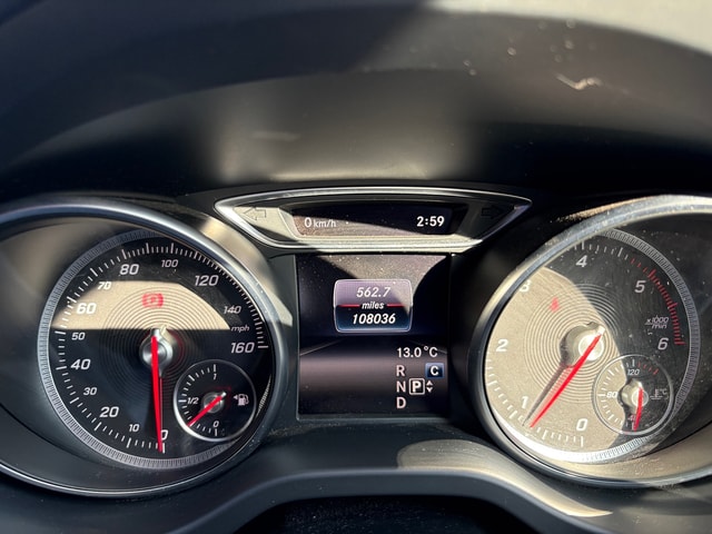 2017 Mercedes-benz GLA-Class GLA 200 d AMG Line Premium auto - Picture 6 of 17