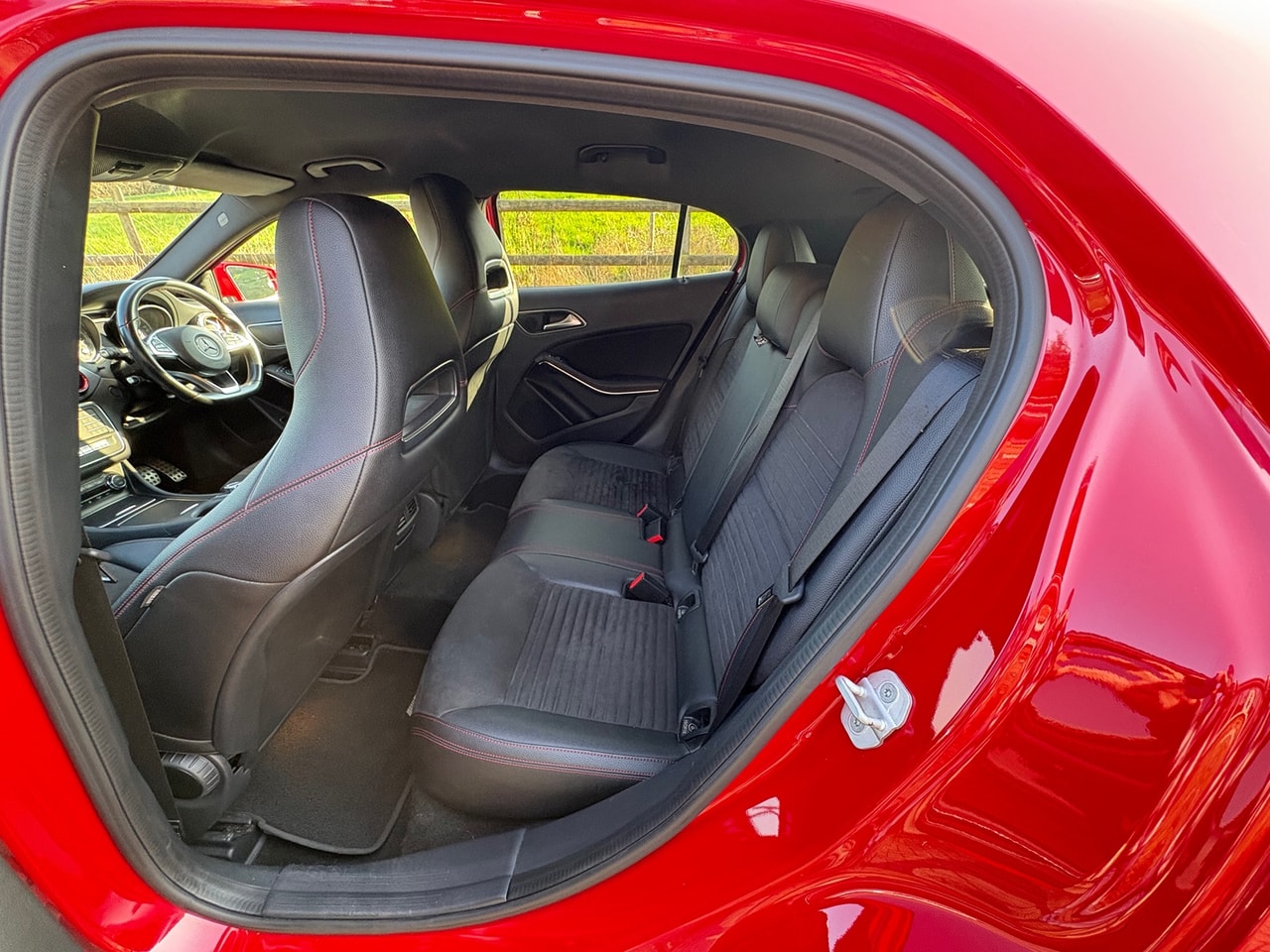 2017 Mercedes-benz GLA-Class GLA 200 d AMG Line Premium auto - Picture 14 of 17