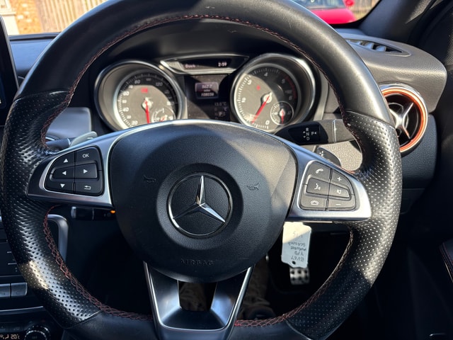 2017 Mercedes-benz GLA-Class GLA 200 d AMG Line Premium auto - Picture 11 of 17