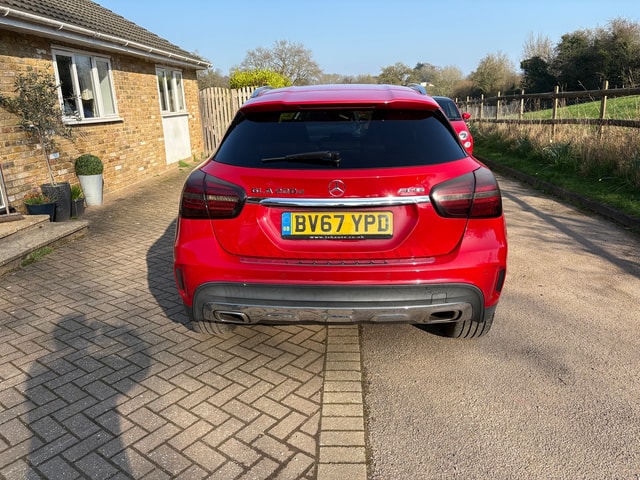 2017 Mercedes-benz GLA-Class GLA 200 d AMG Line Premium auto - Picture 4 of 17