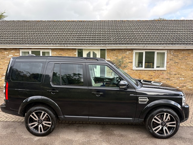 2014 LAND ROVER Discovery 3.0 SDV6 HSE Luxury - Picture 2 of 21