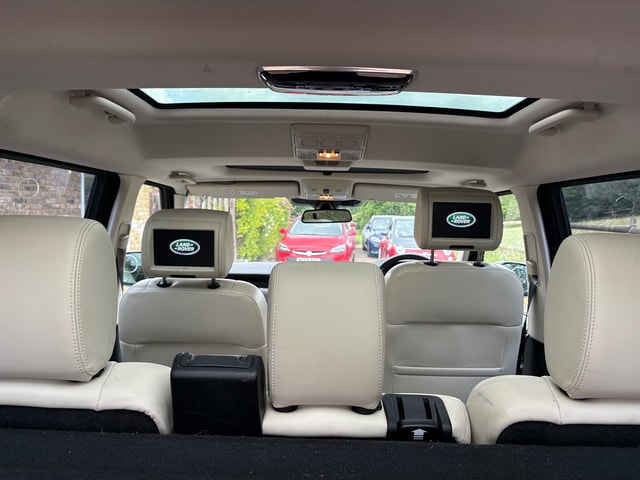 2014 LAND ROVER Discovery 3.0 SDV6 HSE Luxury - Picture 13 of 21