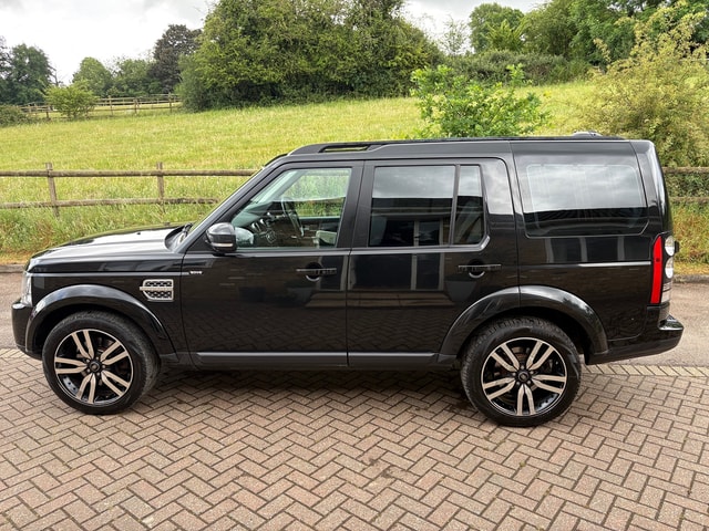 2014 LAND ROVER Discovery 3.0 SDV6 HSE Luxury - Picture 4 of 21