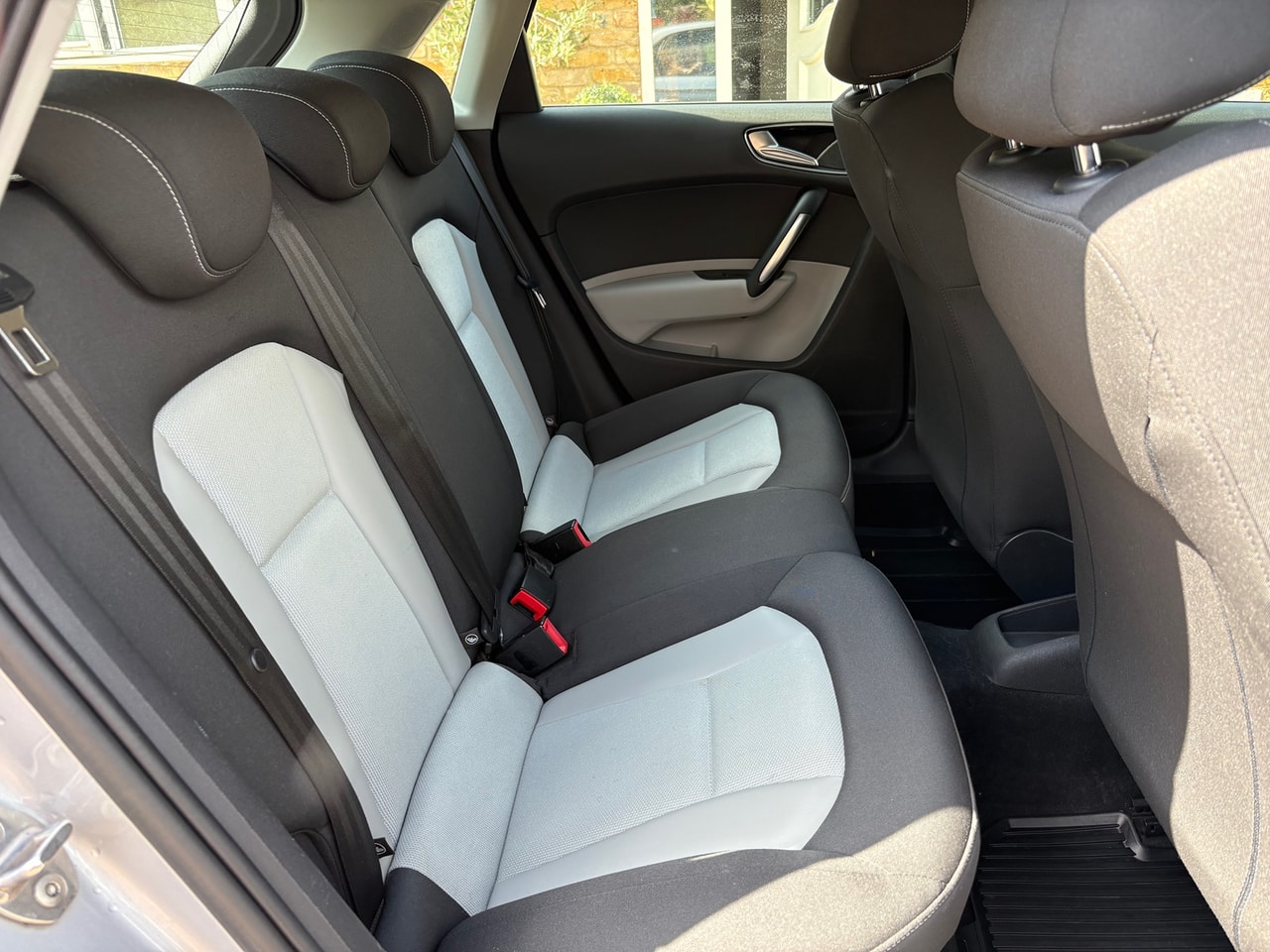 2014 AUDI A1 Sportback 1.2 TFSI Sport 86PS - Picture 8 of 16