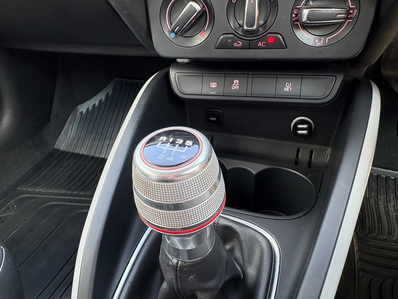 2014 AUDI A1 Sportback 1.2 TFSI Sport 86PS - Picture 10 of 16