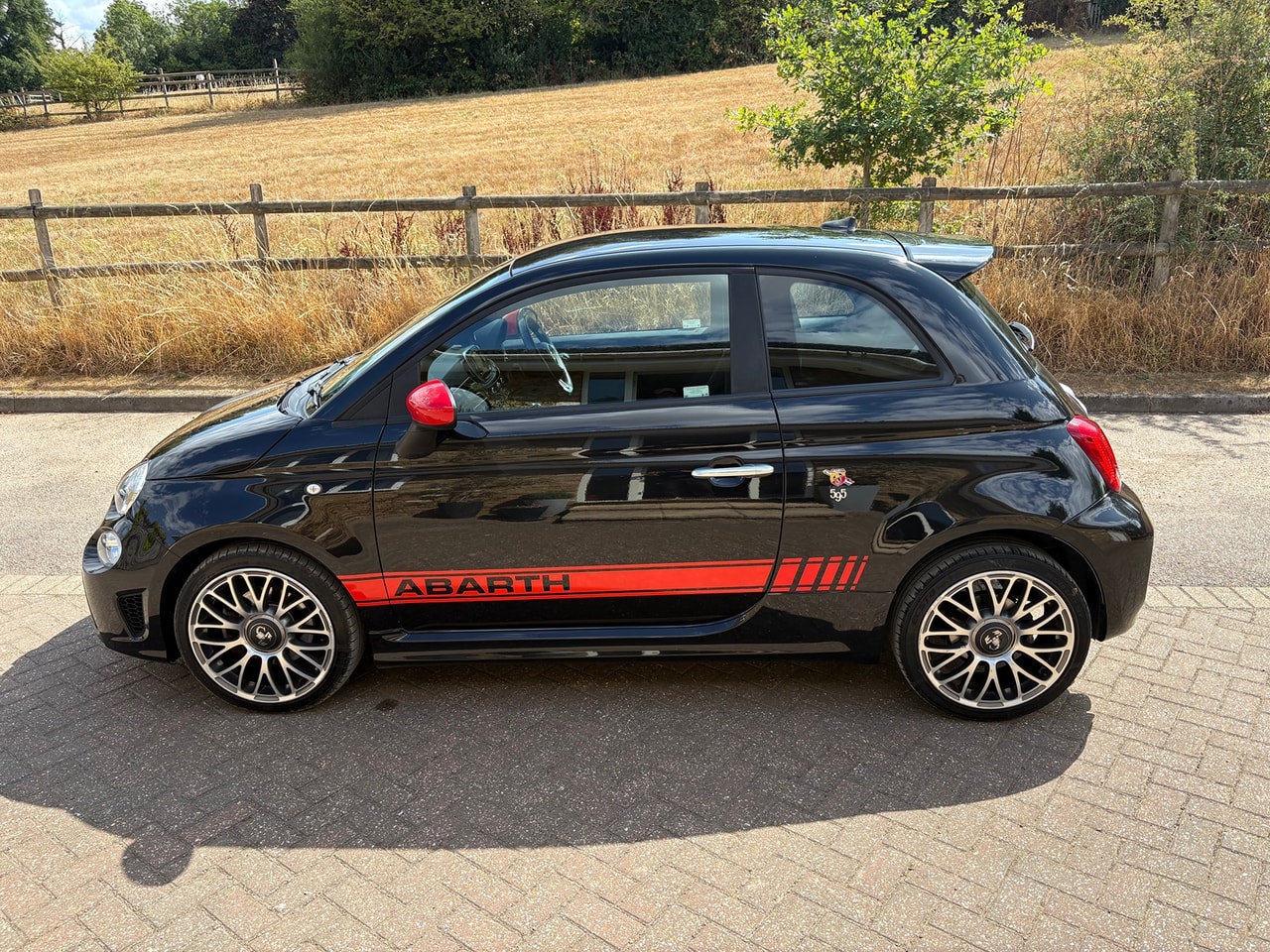 2018 ABARTH 500 1.4 16v T-Jet 145HP - Picture 5 of 21