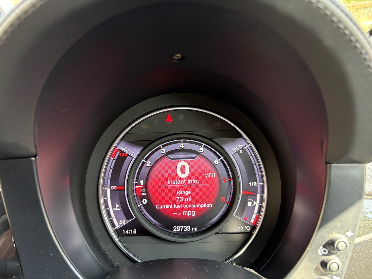 2018 ABARTH 500 1.4 16v T-Jet 145HP - Picture 8 of 21