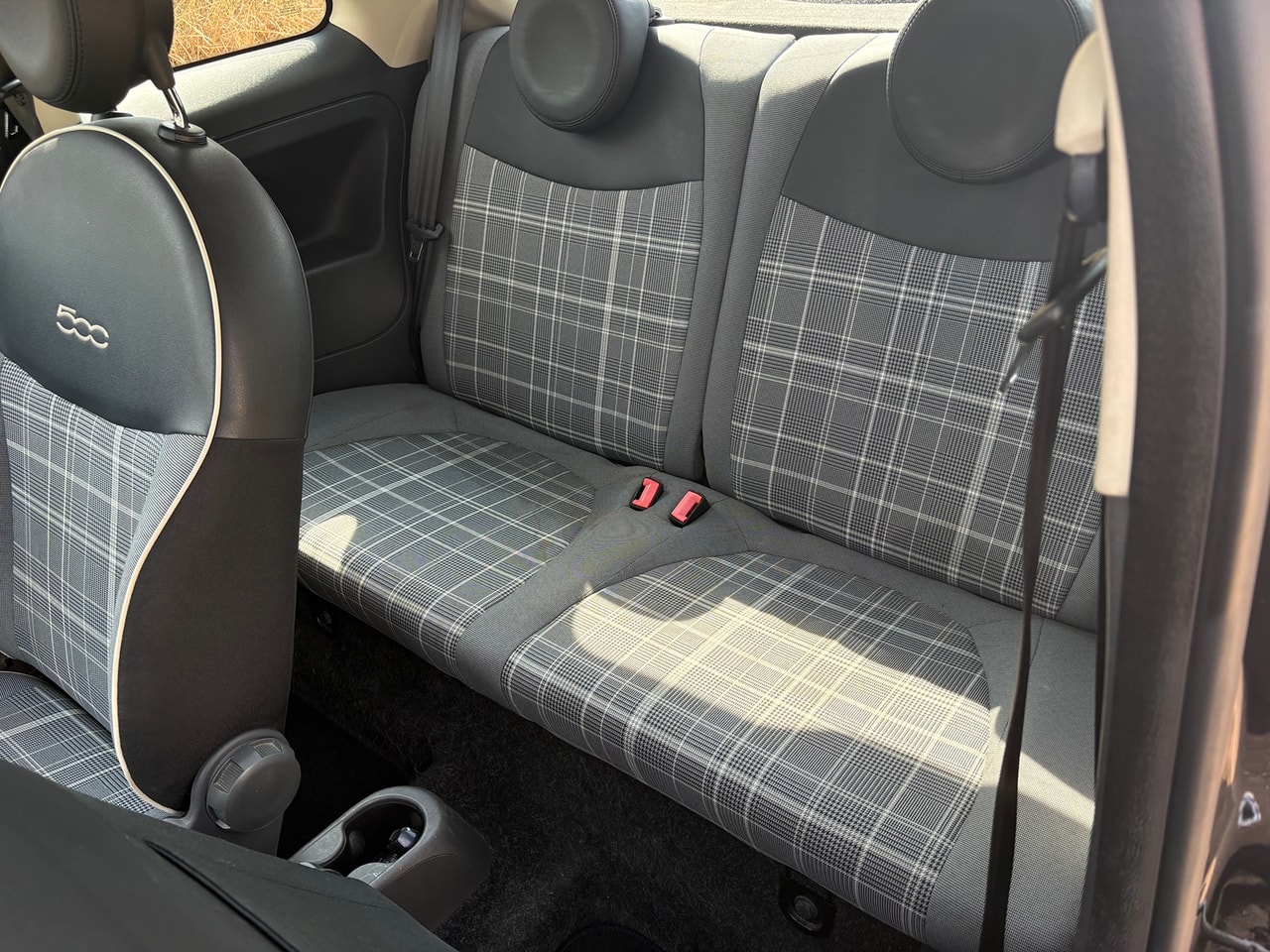 2015 FIAT 500 1.2i Lounge S/S - Picture 13 of 20
