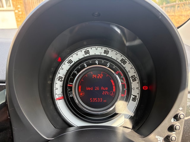 2015 FIAT 500 1.2i Lounge S/S - Picture 7 of 20