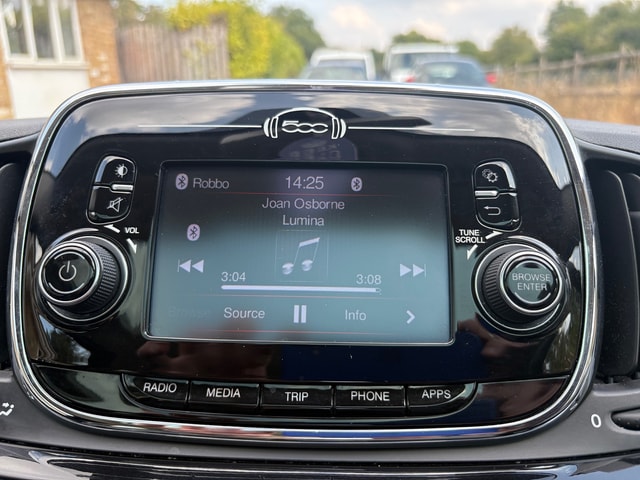 2015 FIAT 500 1.2i Lounge S/S - Picture 19 of 20