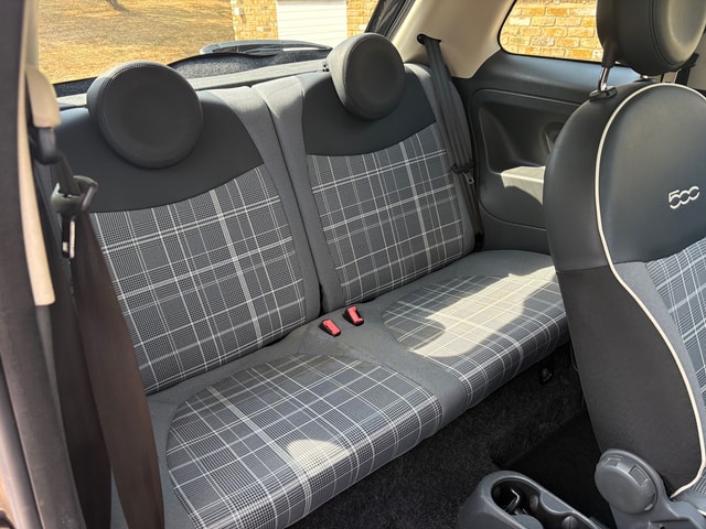2015 FIAT 500 1.2i Lounge S/S - Picture 8 of 20