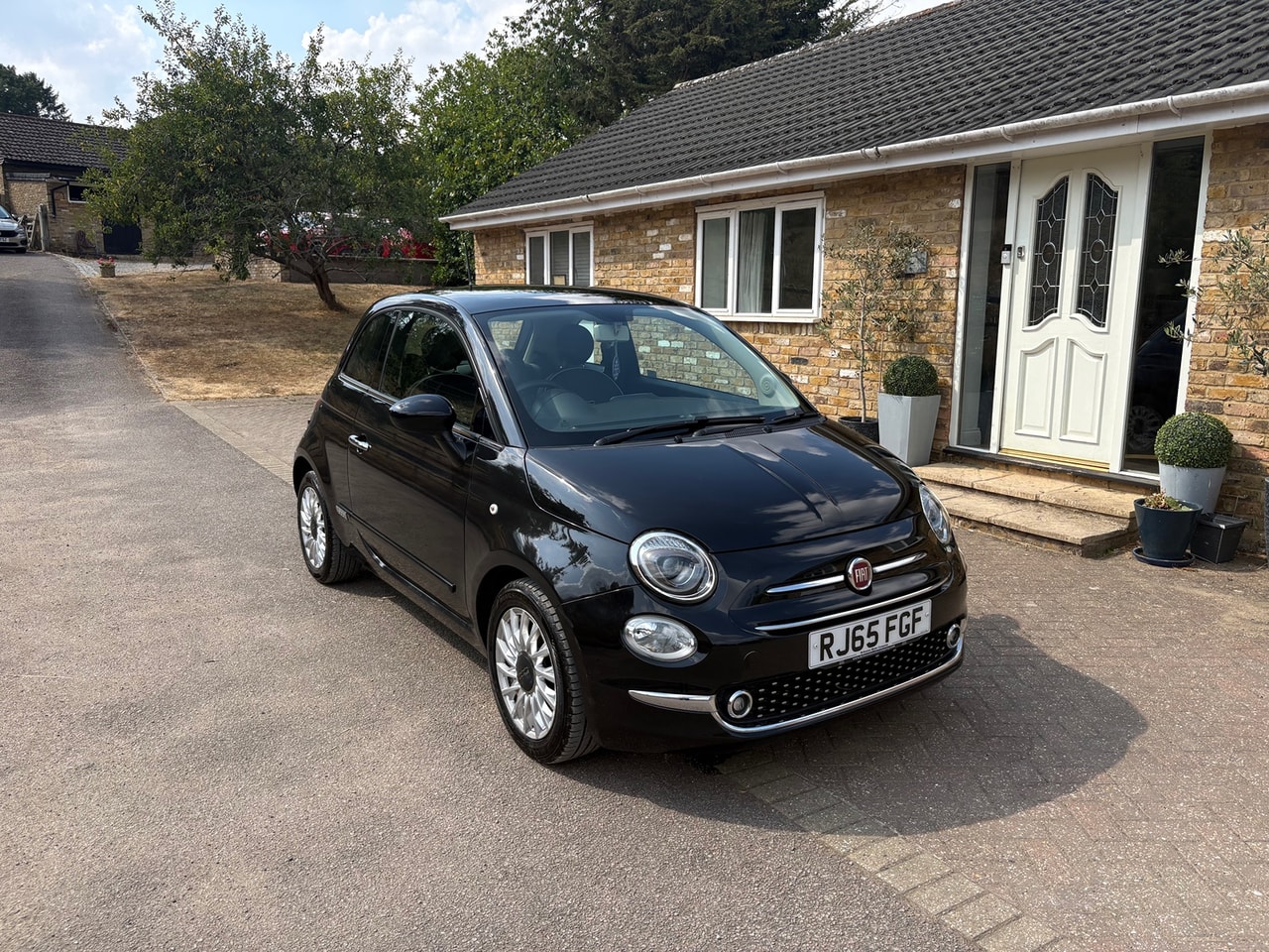 2015 FIAT 500 1.2i Lounge S/S - Picture 1 of 20